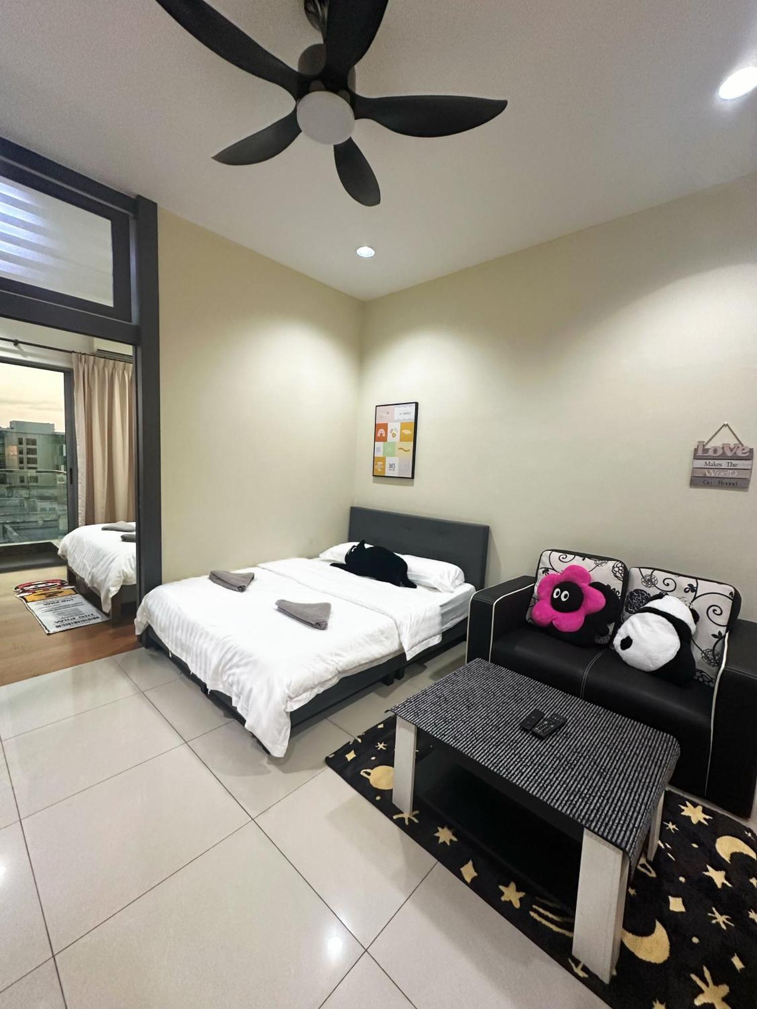 Mari Mari Homestay - IMAGO THE LOFT Kota Kinabalu Bagian luar foto